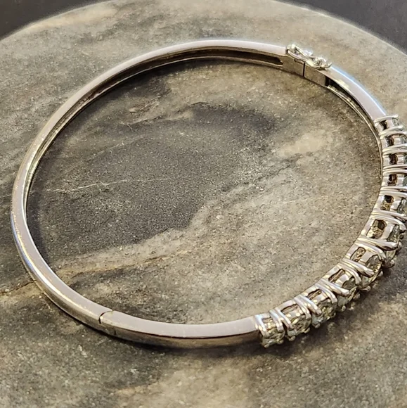 Vintage Aquamarine Sterling Silver Bangle Bracelet Size 7 - Picture 11 of 11